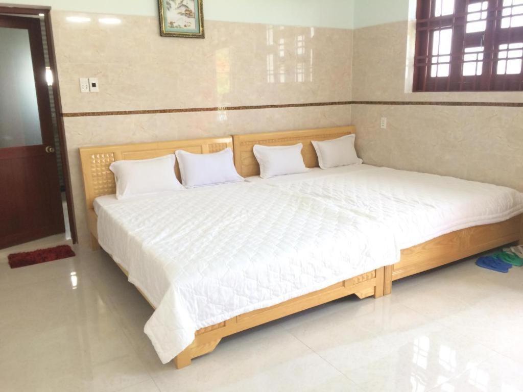 Nha Nghi Nguyen Anh Hotel Long Hai Bagian luar foto
